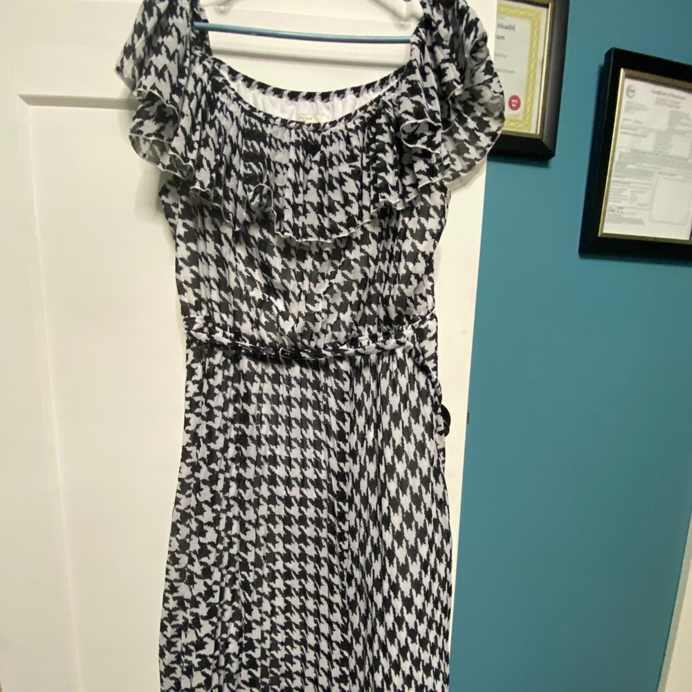 Off The Shoulder, Knee Length Black and White gingham Dress